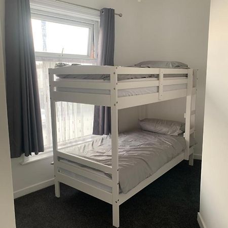 New 2 Bedroom Apartment In Greater Manchester Ashton-under-Lyne Eksteriør bilde